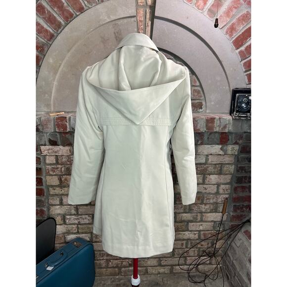 Trench coat short button off hood - Picture 5 of 9